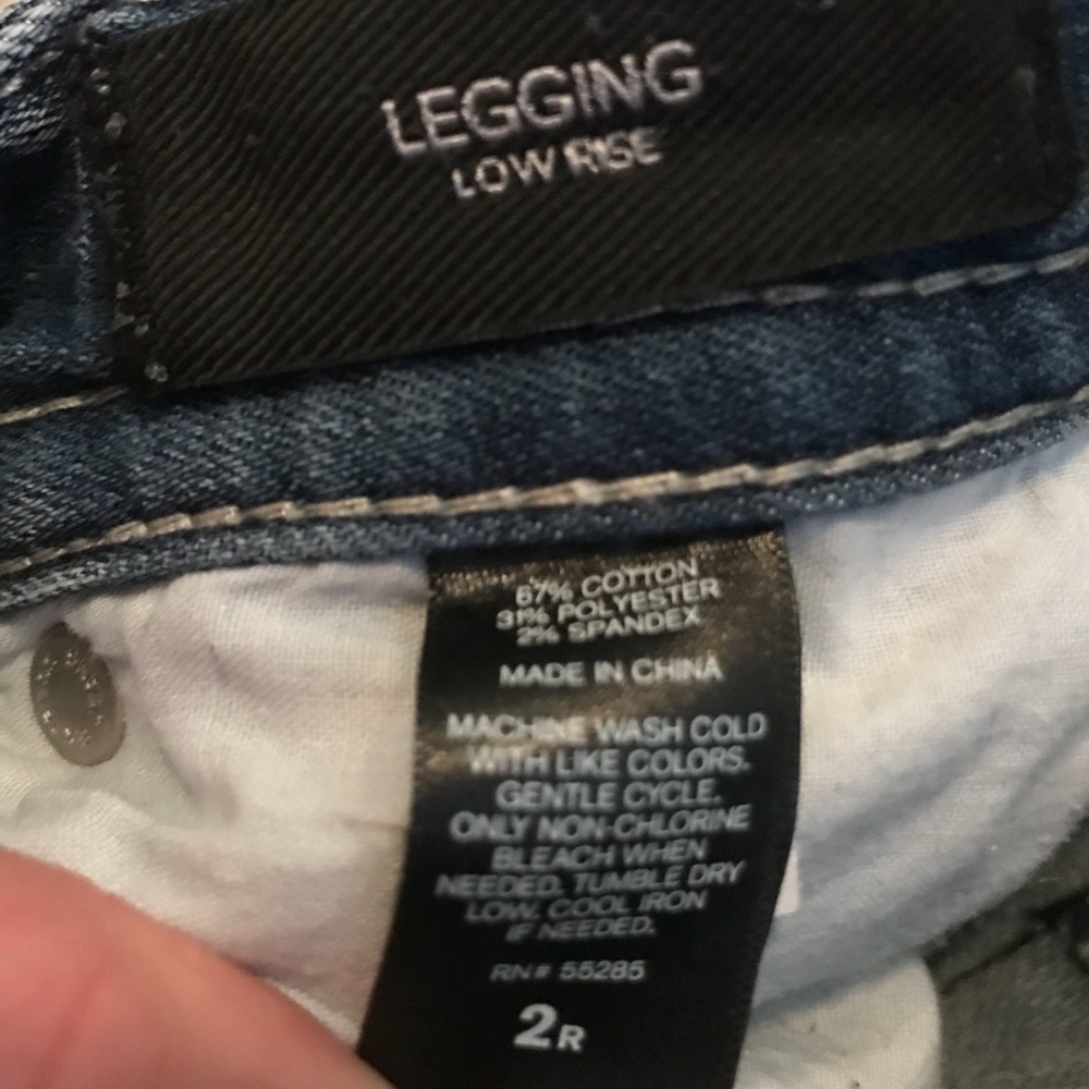 Express Low Rise Jean Legging - Picture 4 of 4